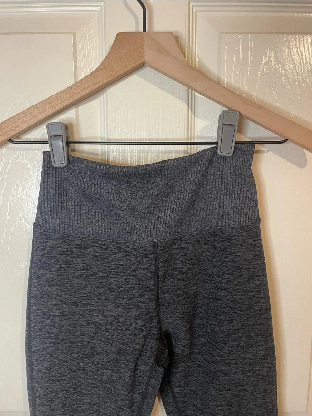 Alo Yoga Alosoft Lounge Legging in Dark Heather Grey Size Small